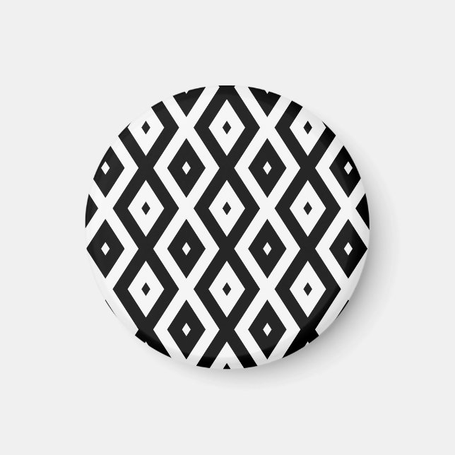 Black and white diamond pattern magnet (Front)