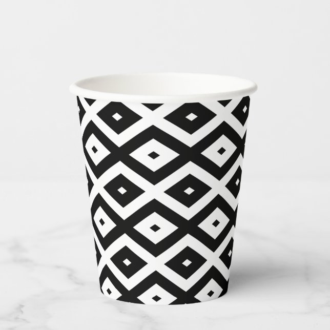 Black and white diamond pattern paper cups (Front)