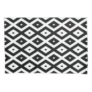 Black and white diamond pattern pillowcase