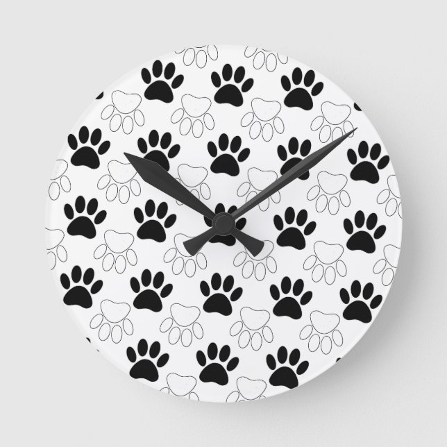 Black And White Dog Paw Print Pattern Round Clock (Front)