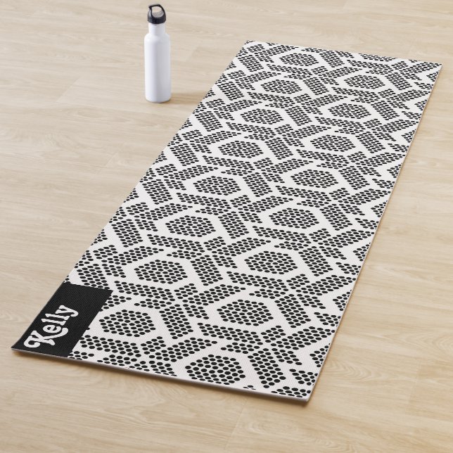 Black and white dots geometric pattern yoga mat (In Situ)