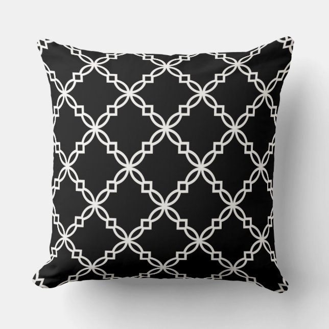 Black and White Fancy Quatrefoil Pattern Cushion (Front)