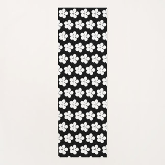 Black and White Floral Yoga Mat