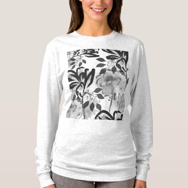 Black and White Flowers Botanical Pattern T-Shirt (Front)
