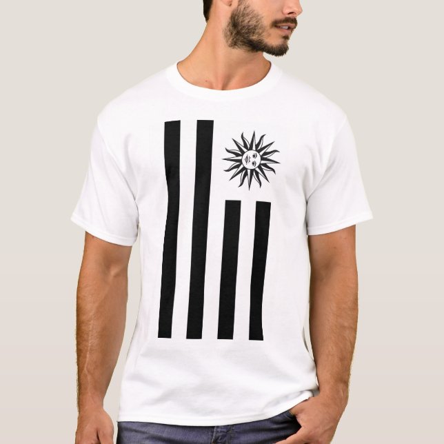 BLACK AND WHITE FREEDOM PATRIOT DESIGN T-Shirt (Front)