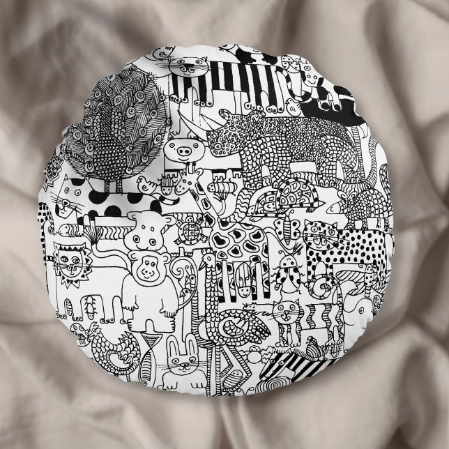 Black and White Fun Wild Animals Art Round Cushion (Creator Uploaded)