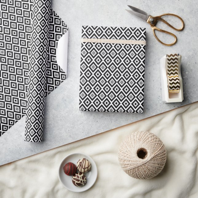 Black and White Geometric Diamond Pattern Wrapping Paper (Crafts)