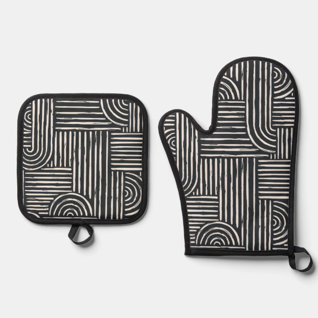 Black and White Geometric Lines and Curves Modern Oven Mitt & Pot Holder Set (Front)
