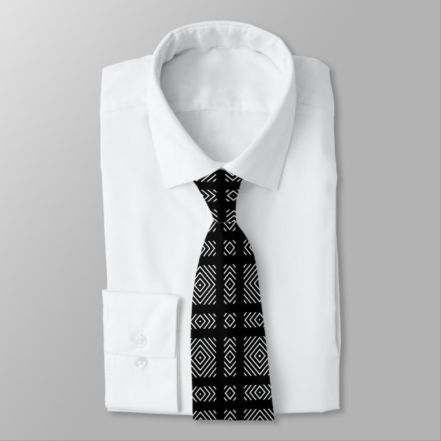 Black and white geometric pattern Ama Tie (Tied)