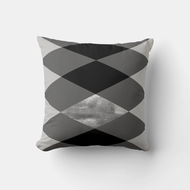 Black and white geometric Pattern Cushion (Front)