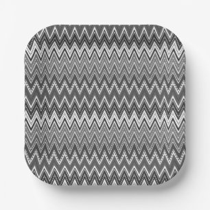 Black and white geometric zigzag pattern paper plate