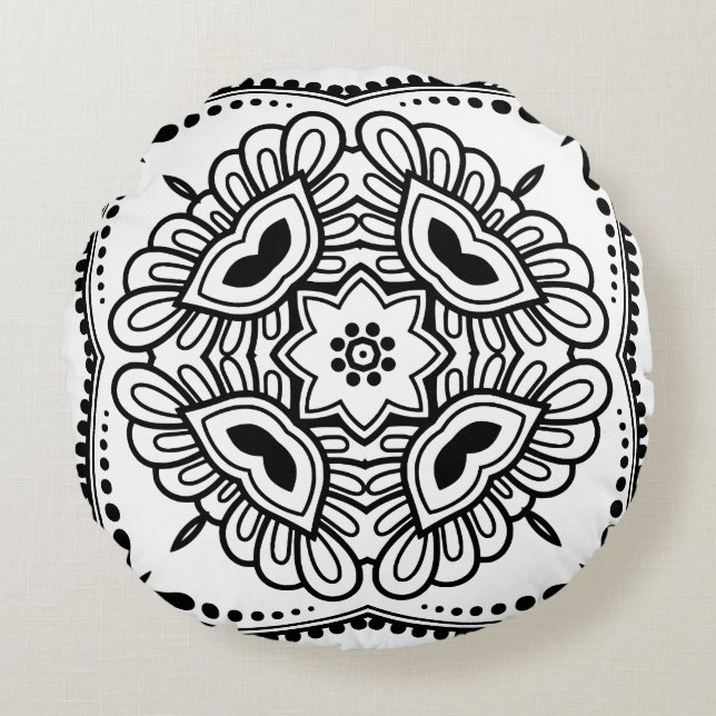 Black and White Mandala Frame Pattern  Round Cushion (Front)