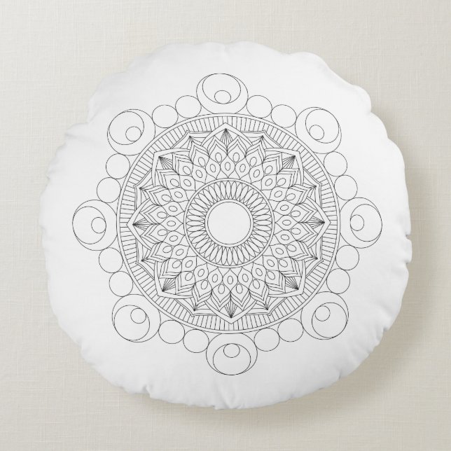 Black and White Mandala v2 Round Pillow (Front)