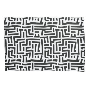 Black And White Motif   Geometric Maze Pattern Pillowcase