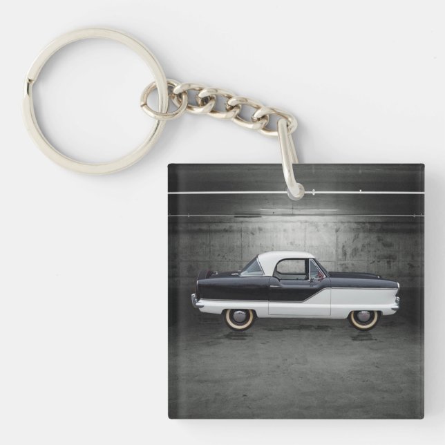 Black and White Nash Metropolitan Key Ring (Front)