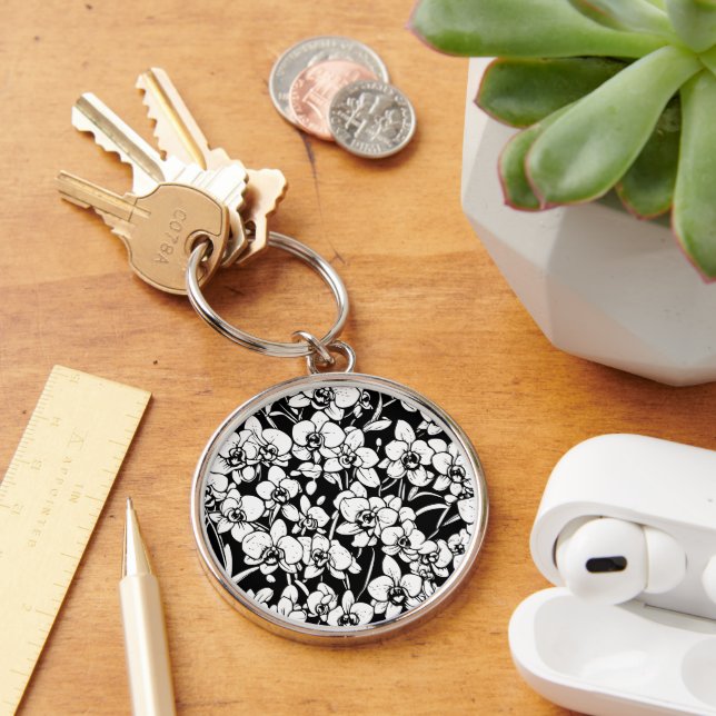 black and white orchids keychain (Desk)