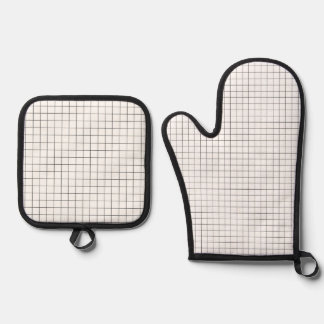 Black and White Patterned Oven Mitt & Pot Holder Set