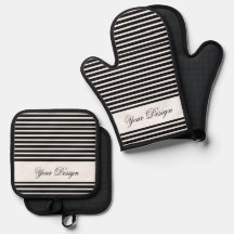 Black and White Patterned Oven Mitt & Pot Holder