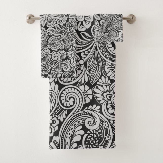 Black and White Persian Paisley Bath Towel Set (Insitu)