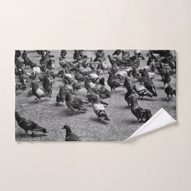 Black and white photography of many pigeons hand towel (Hand Towel)