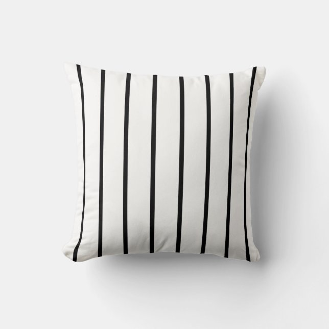 Black and white pillow (Front)
