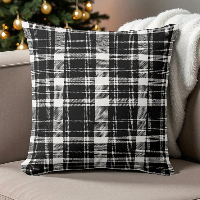 Black and White Plaid Pattern Modern Rustic Retro Cushion (Black and White Plaid Pattern Modern Rustic Retro Throw Pillow)