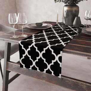 Black and White Quatrefoil Tiles Pattern Short Table Runner