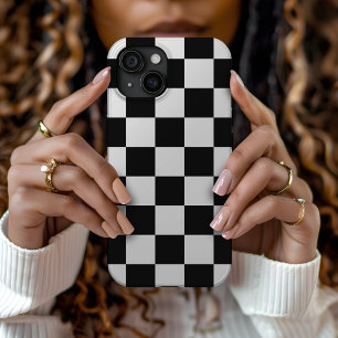 Black and White Retro Check iPhone 15 Case