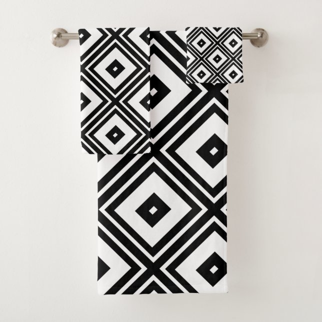 Black and White Retro SquaresTowel Set (Insitu)