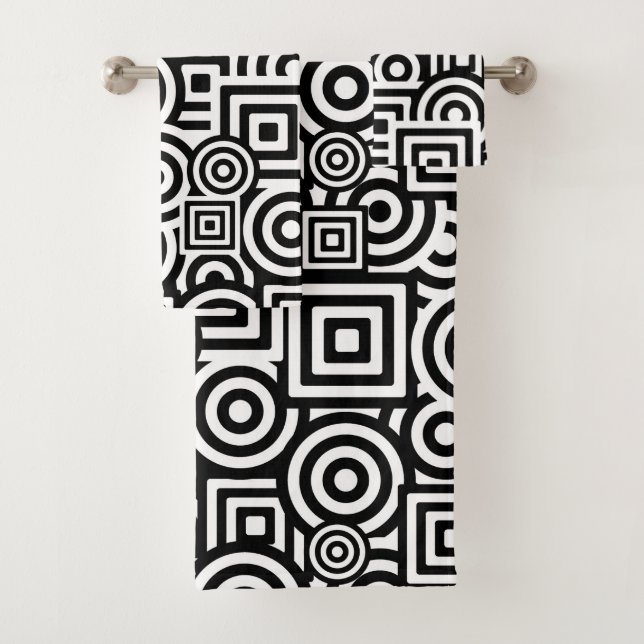 Black and White Shapes Cool Bath Towel Set (Insitu)