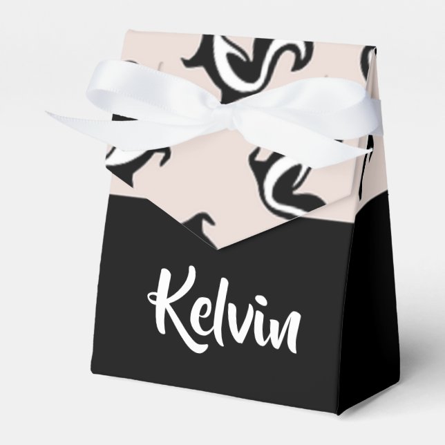 Black and white skunks on rose pink favour box (Front Side)