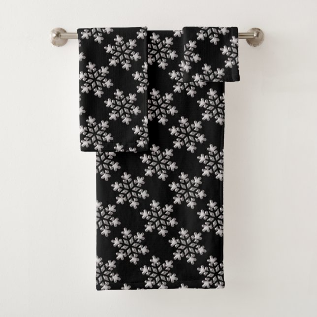 Black And White Snowflakes Bath Towel Set (Insitu)