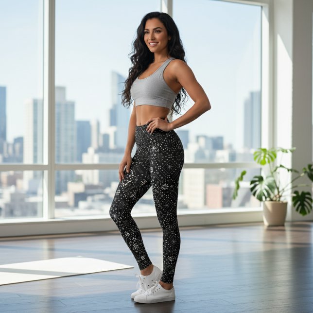 Black and White Snowflakes Seamless Pattern Leggings (Creator Uploaded)