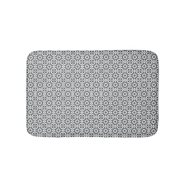 Black and White Spanish Style Tile Bath Mat (Front)