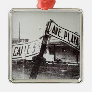 Black and white street sign metal tree decoration