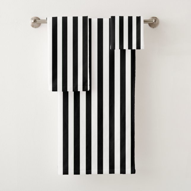 Black and White Stripe Bath Towel Set (Insitu)