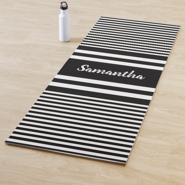 Black and White Stripes Design Yoga Mat (In Situ)