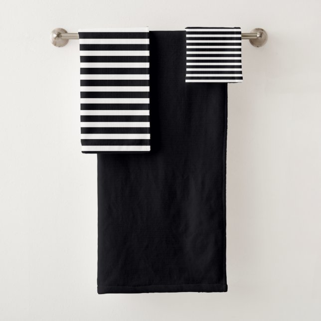 Black And White Stripr Bath Towel Set (Insitu)