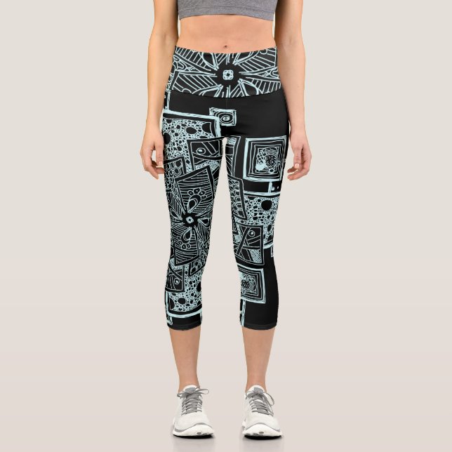Black and white textured line tangle design capri leggings (Front)
