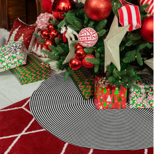 Black and White Thin Concentric Circles Brushed Polyester Tree Skirt