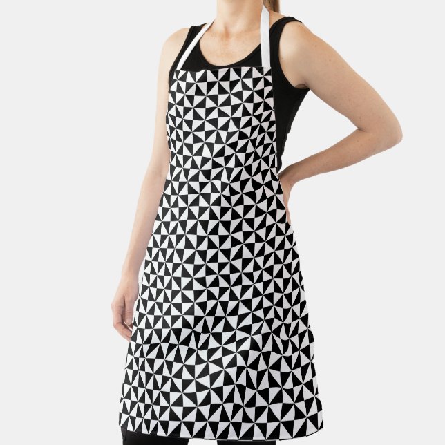 Black And White Triangle Pattern Apron (Insitu)