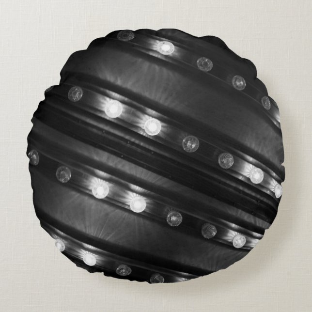 Black and White Twinkle Lights Round Cushion (Front)
