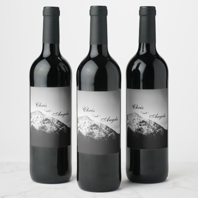 Black and white wedding under the mountains wine label (Bottles)