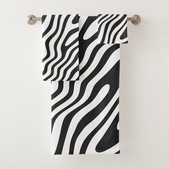 Black and White Zebra Stripe Bath Towel Set (Insitu)