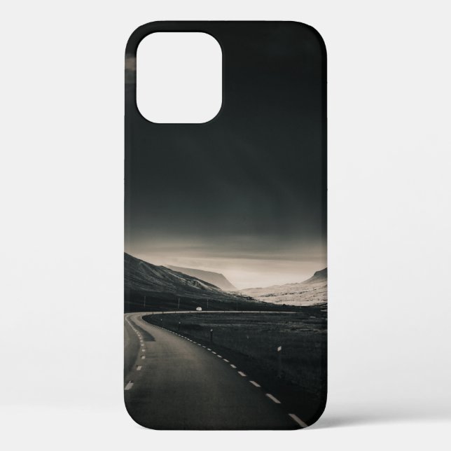 BLACK ASPHALT ROAD NEAR MOUNTAIN DURING DAYTIME Case-Mate iPhone CASE (Back)