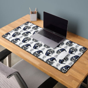 Black Bird On a Skull Goth Pattern Design Desk Mat