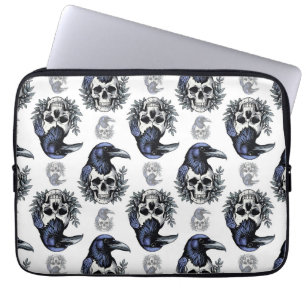 Black Bird On a Skull Goth Pattern Design Laptop Sleeve