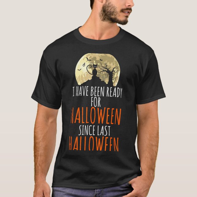 Black cat dead tree ready for halloween  T-Shirt (Front)