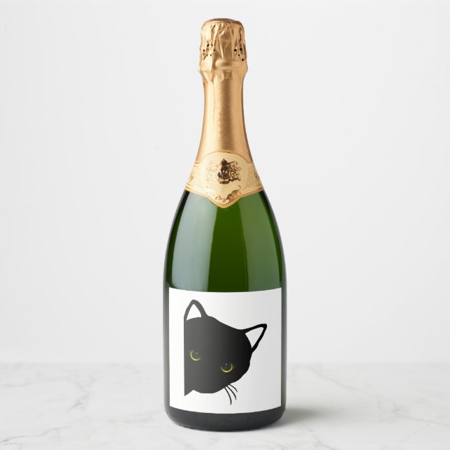 black cat eyes left sparkling wine label (Front)