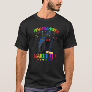 Black Cat Graduation Class Of 22 Kindergarten Nail T-Shirt